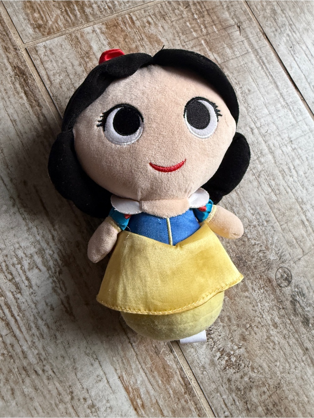 Funko Super Cute Mini Plushies Disney Snow White Plush Toy 2016